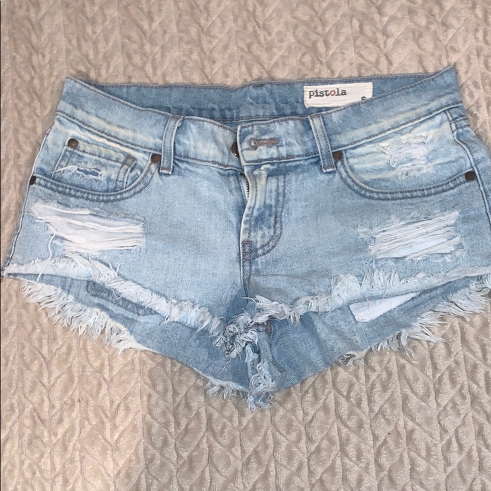 Women’s pistola denim shorts